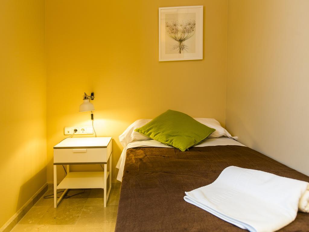 Total Valencia Center Apartman Szoba fotó