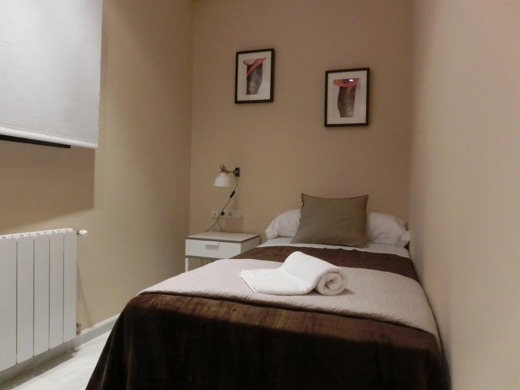 Total Valencia Center Apartman Szoba fotó